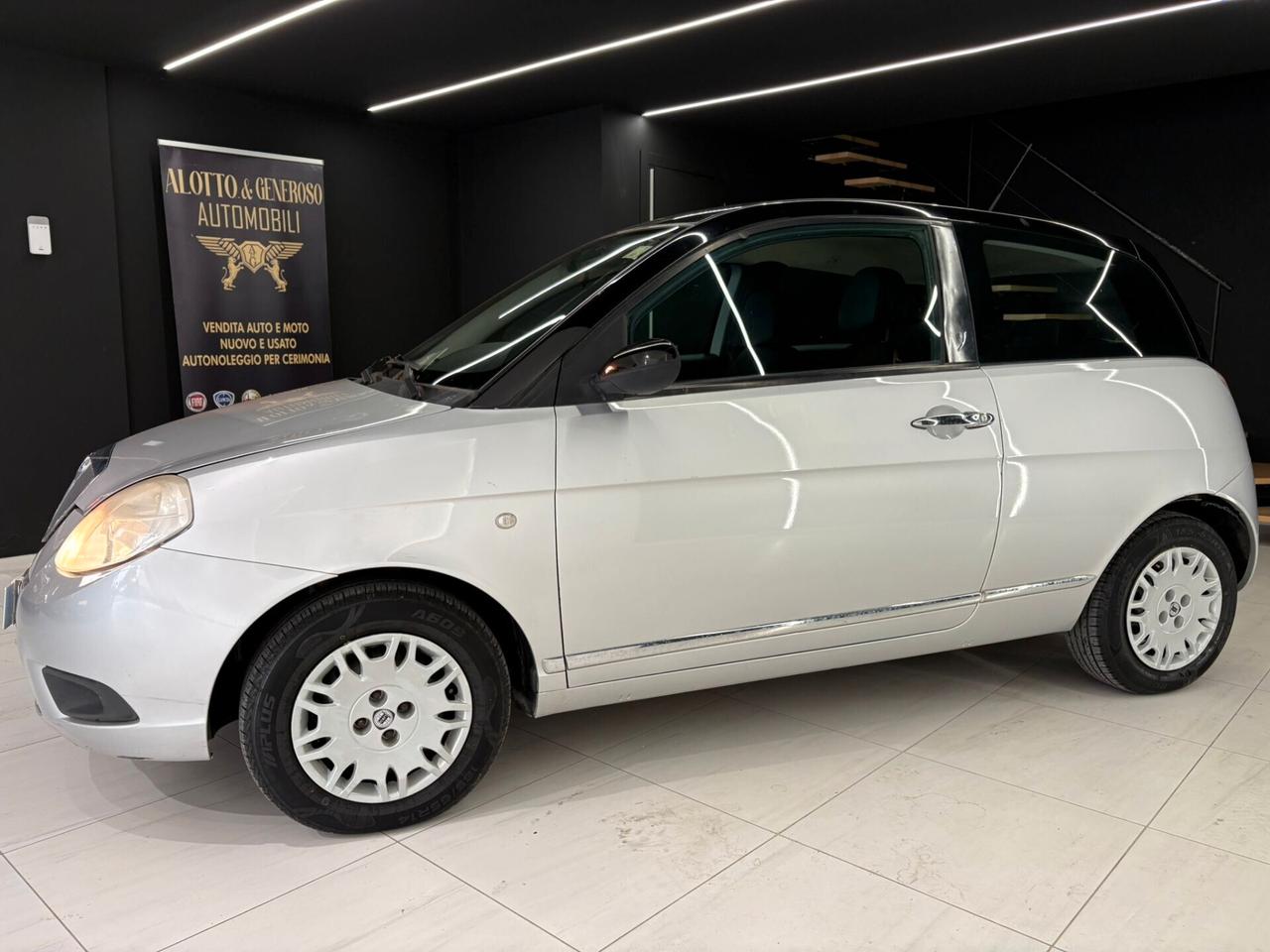 Lancia Ypsilon 1.2 Argento