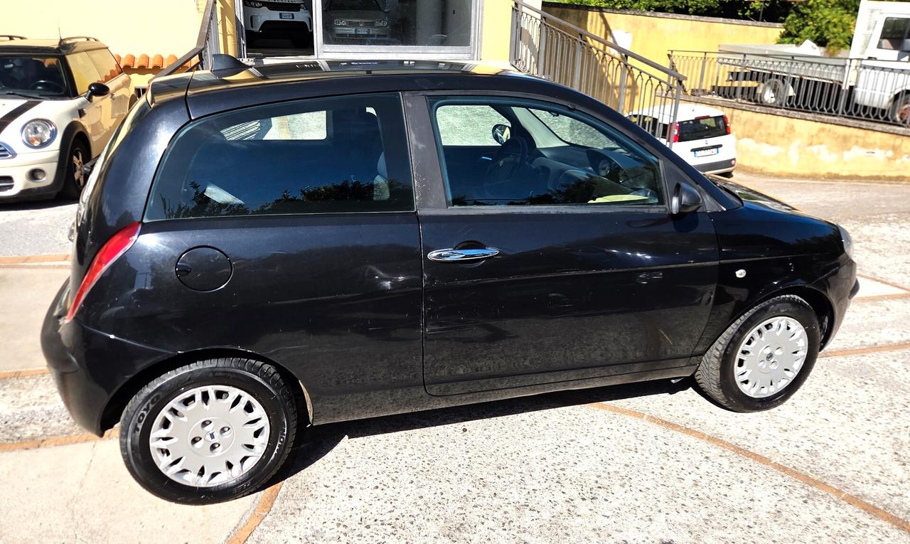 Lancia Ypsilon 1.2 Argento BEN TENUTA TAGLIANDATA