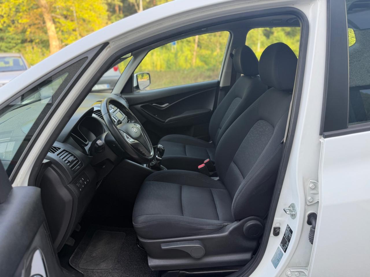 Hyundai iX20 1.4 90 CV *Neopatentati/Tetto
