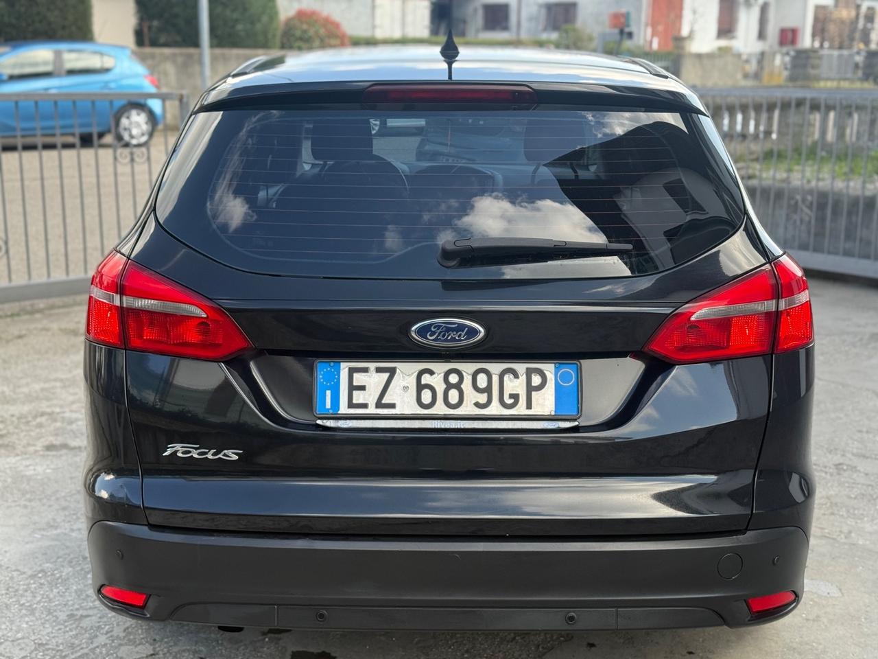 Ford Focus 1.5 TDCi TITANIUM NEOPAT. 2015 EURO 6