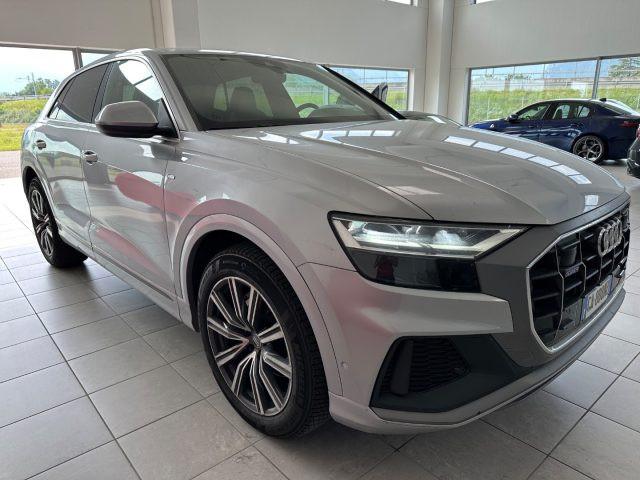 AUDI Q8 50 TDI 286 CV quattro tiptronic Sport