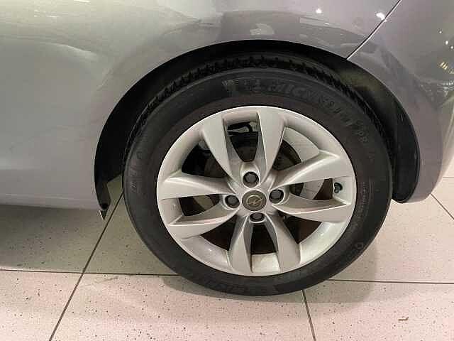 Opel ADAM 1.2 70 CV