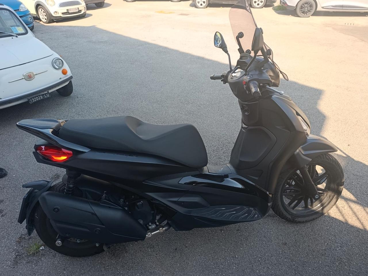 Piaggio Beverly 300