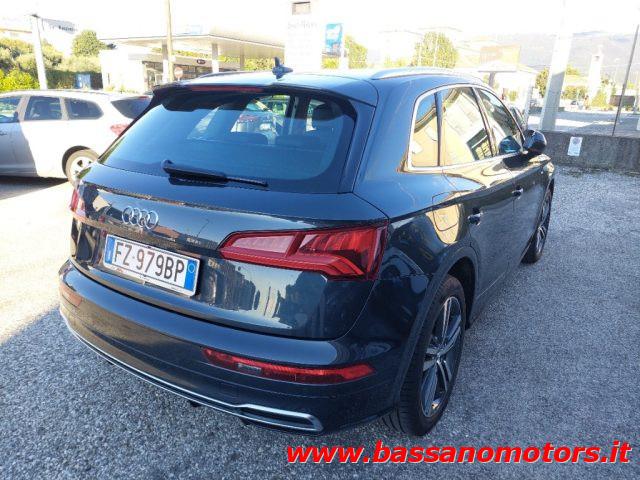 AUDI Q5 40 TDI quattro S tronic Design S-LINE ESTERNO