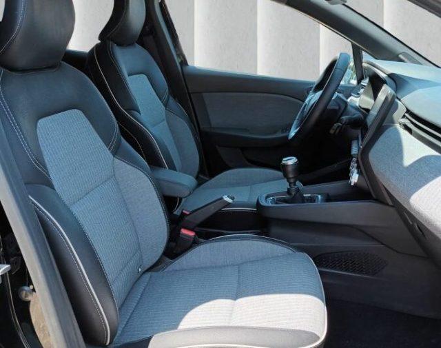RENAULT Clio TCe 90 CV 5 porte Techno