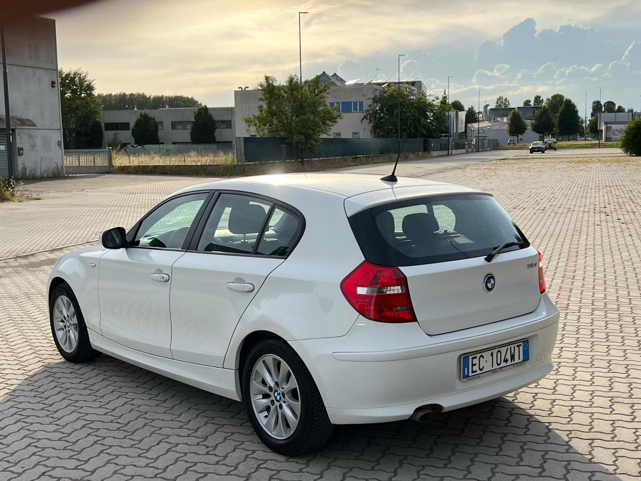 Bmw 116 116d 2.0 116CV cat 5 porte Futura DPF