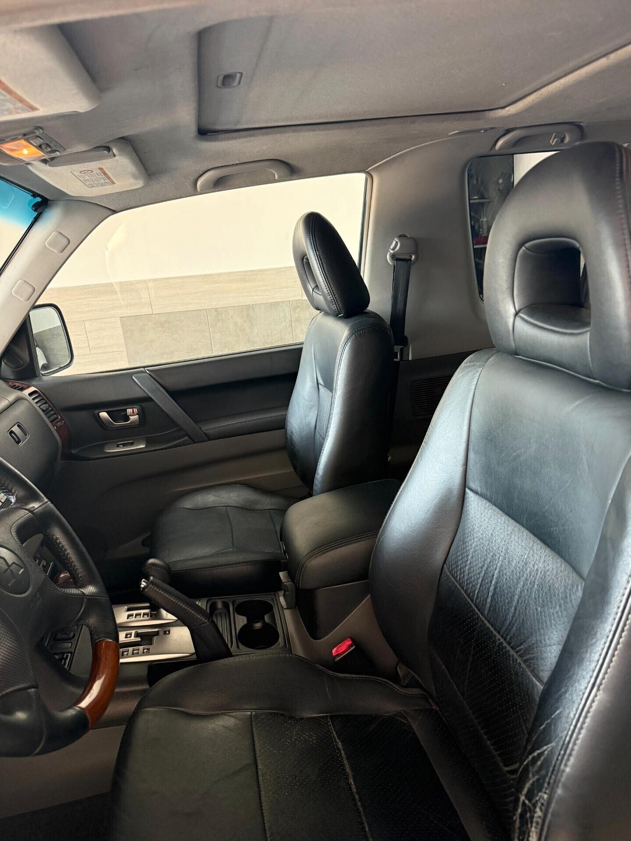 Mitsubishi Pajero 3.2 16V DI-D 5p. GLS2