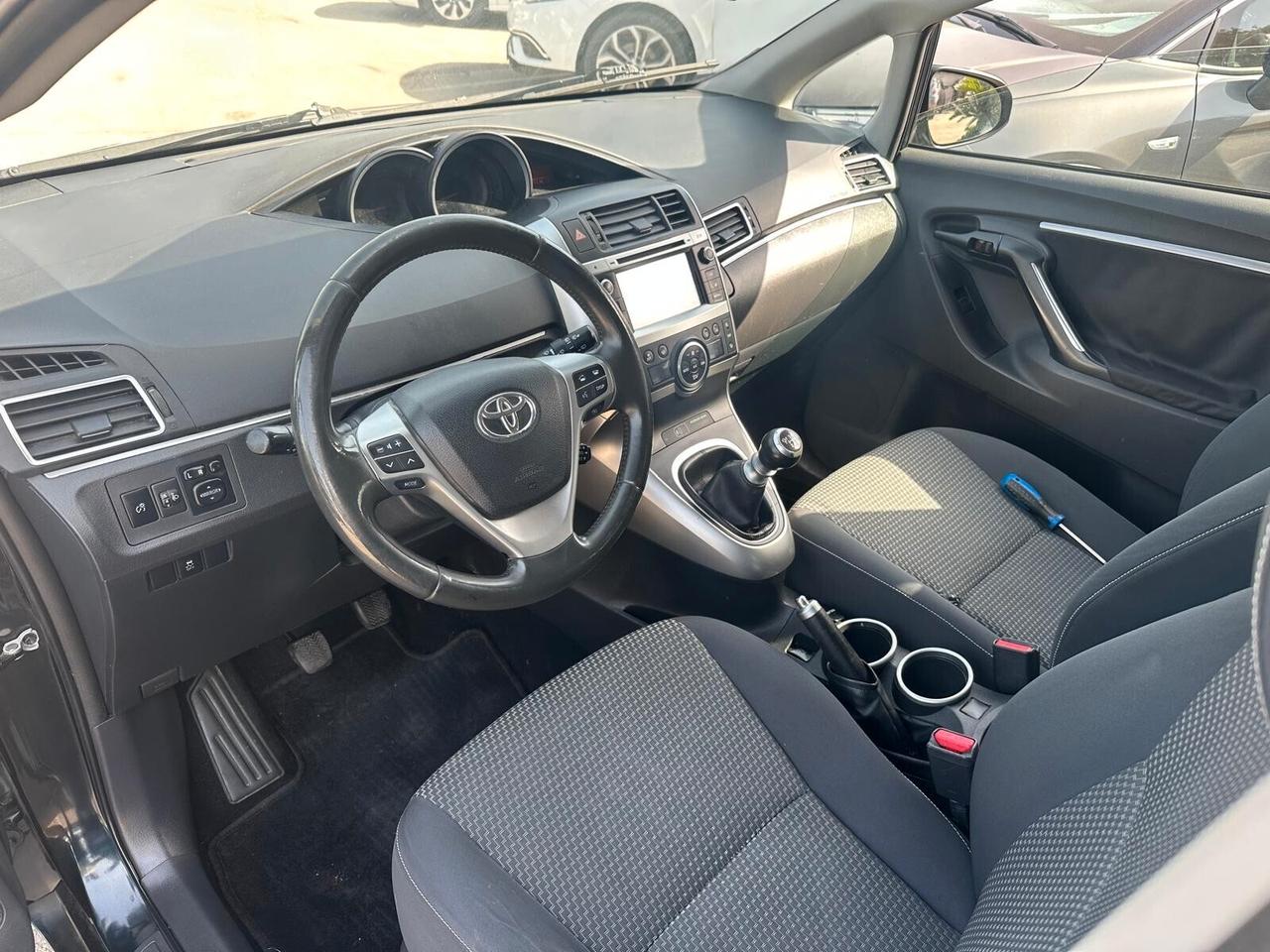 Toyota Verso 1.6 D-4D Style