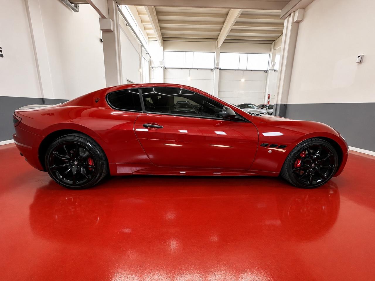Maserati GranTurismo 4.7 V8 MC Sport