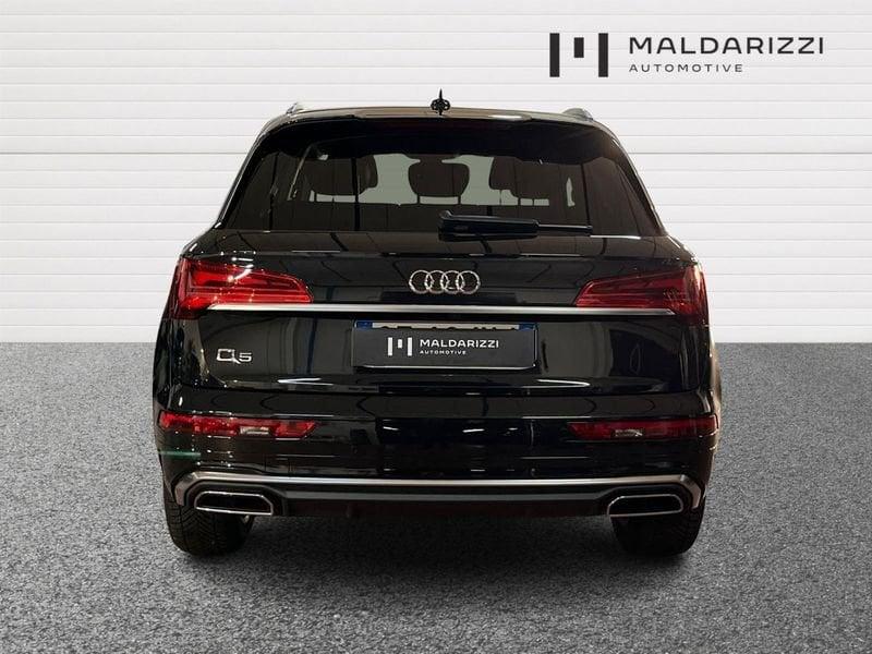 Audi Q5 II 2020 40 2.0 tdi mhev 12V S line quattro s-tronic