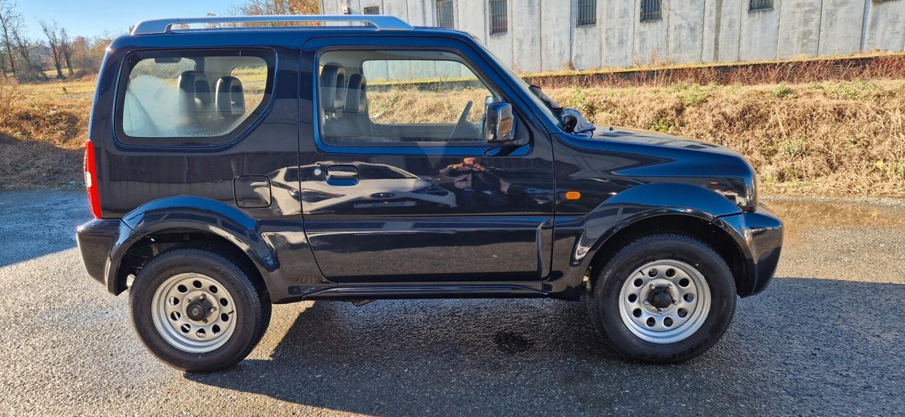 Suzuki Jimny 1.3i 16V cat 4WD JLX 55.315 KM