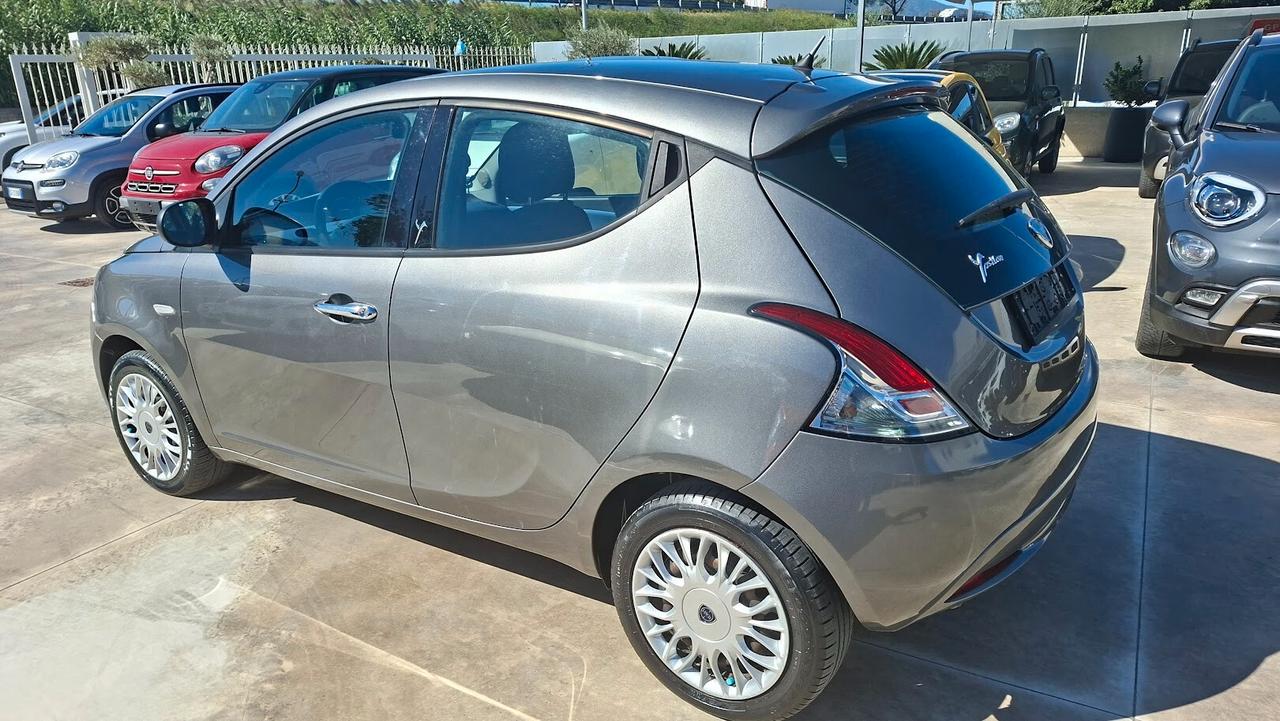 Lancia Ypsilon 1.2 69 CV 5 porte 2017