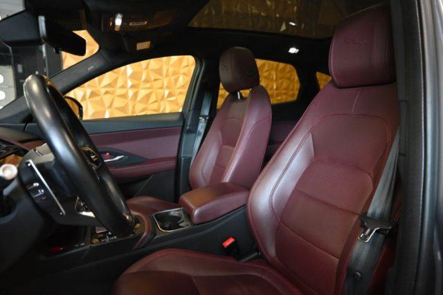JAGUAR E-Pace 2.0 d R-DYNAMIC HSE 204CV AUT.TETT.20"CAM360°FULL!