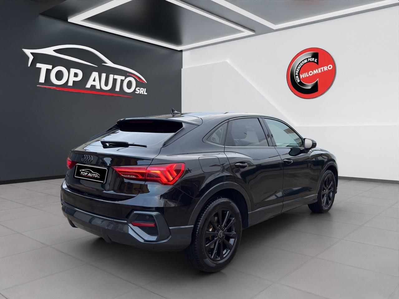 AUDI Q3 SPB 35 TDI S TRONIC IDENTITY BLACK - MY21