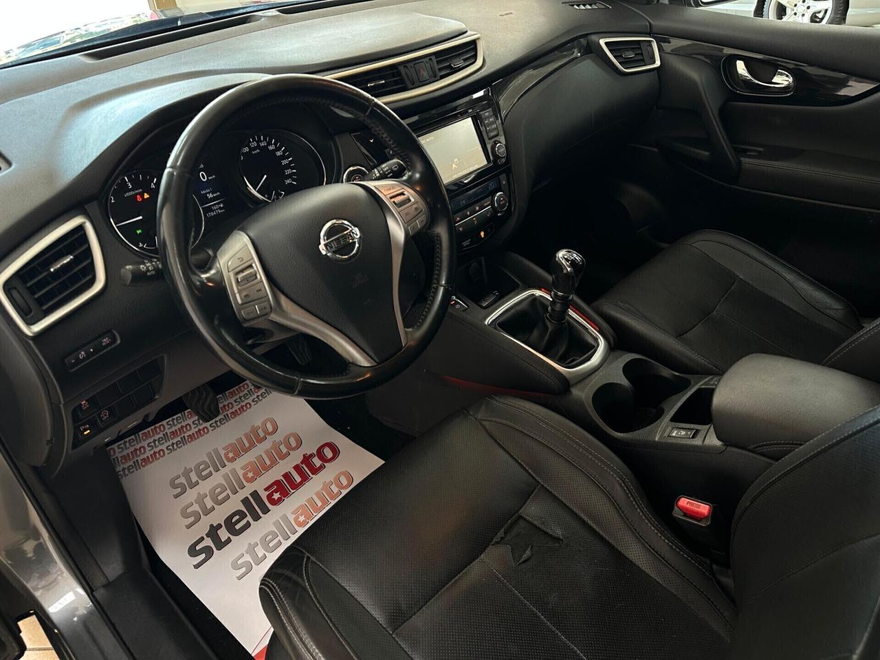 Nissan Qashqai 1.6 dCi 2WD Tekna *SERVICE NISSAN*