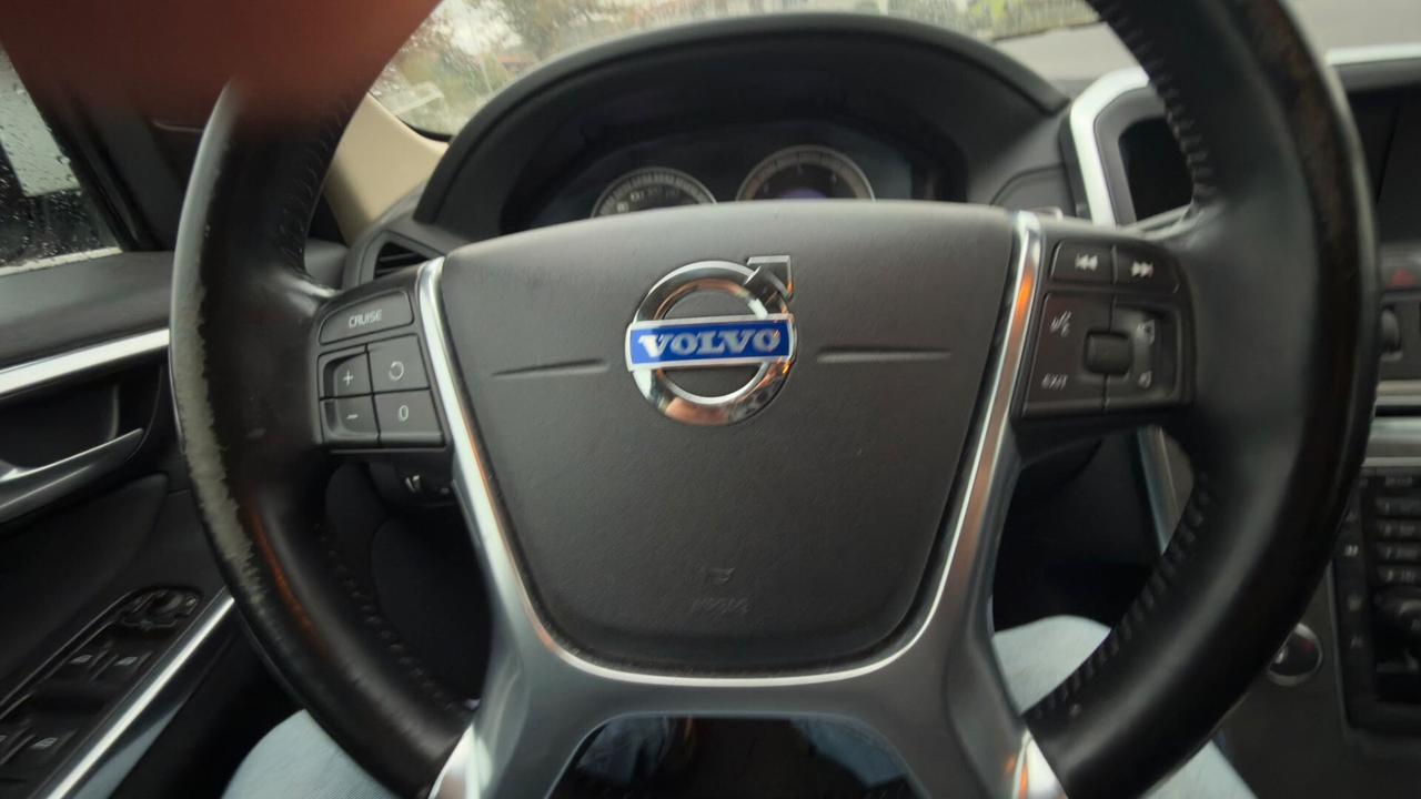 Volvo V60 D4 AWD Geartronic Summum