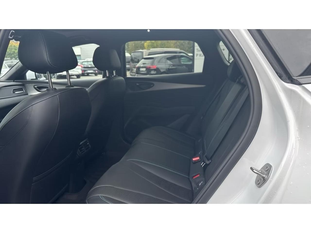 Byd Seal bianco
