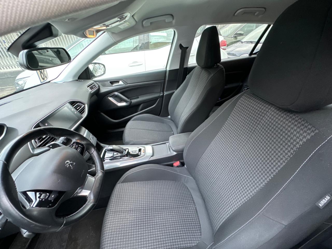 Peugeot 308 BlueHDi 130 S&S EAT8 Business 2020