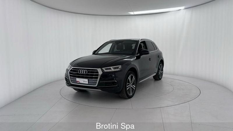 Audi Q5 40 TDI quattro S tronic Business Sport