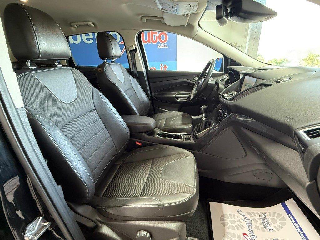 Ford Kuga 2.0 TDCI 150 CV S&S 4WD Titanium