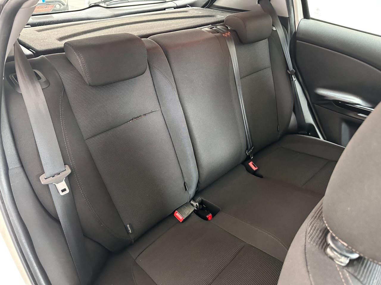 Alfa Romeo Giulietta 1.6 JTDm-2 105 CV Distinctive