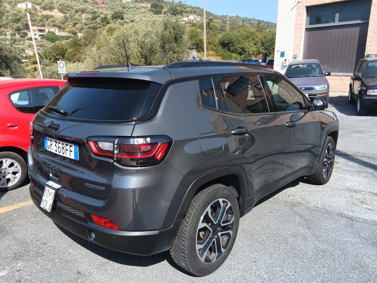 Jeep Compass 1.6 Multijet II 2WD Night Eagle