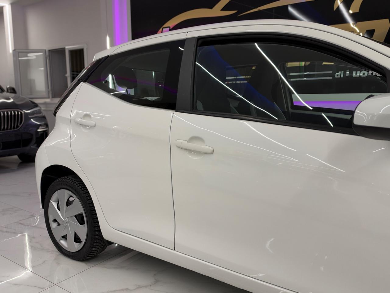 Toyota Aygo 1.0 69Cv Automatica Full Opt-Car Play