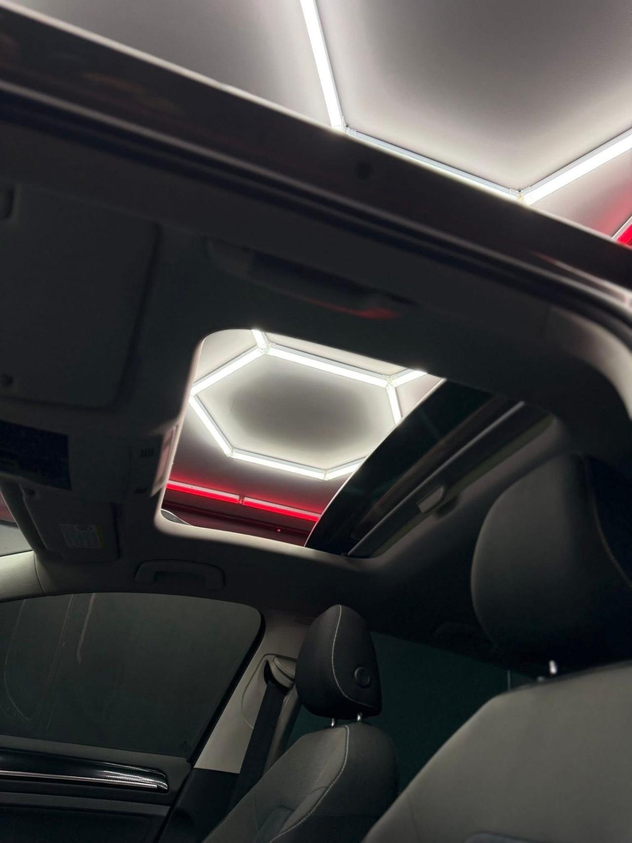 Volkswagen Golf 2.0 TDI DSG 150 CV TETTO . Highline BlueMotion Technology