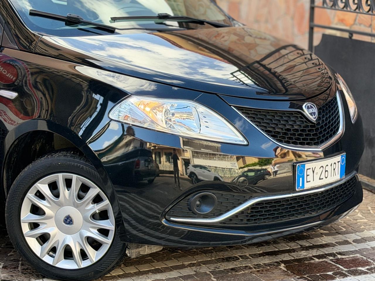 Lancia Ypsilon 1.2 69CV Elefantino