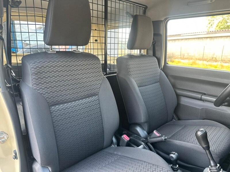 SUZUKI Jimny 4ª serie Jimny 1.5 5MT PRO (N1)