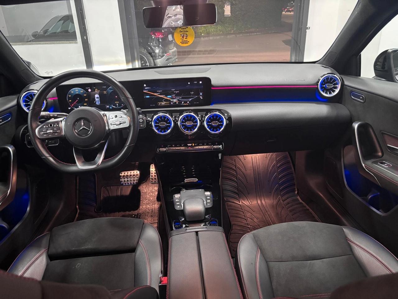 MERCEDES-BENZ A200D PREMIUM AMG NIGHT-NAVI-LED