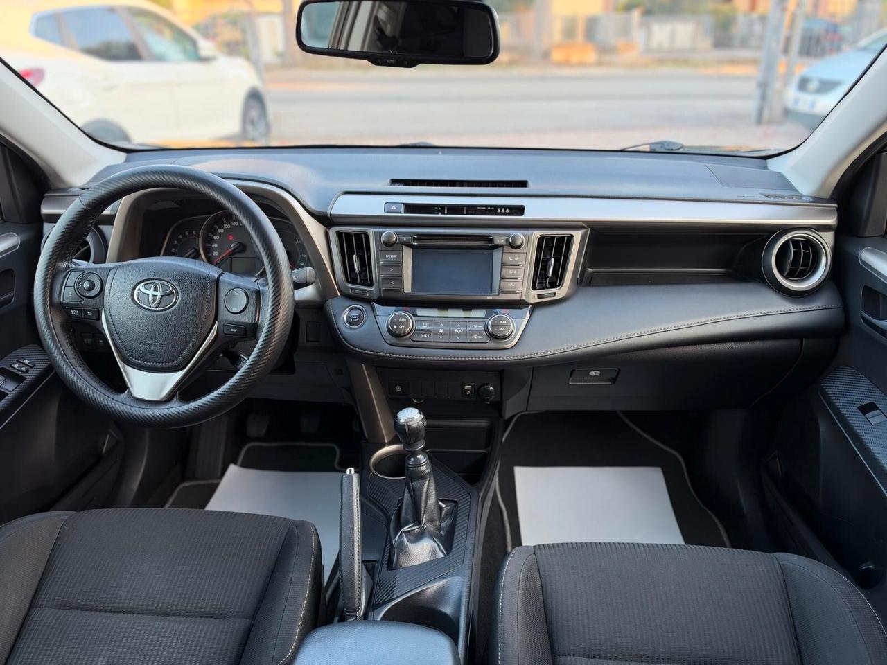 Toyota RAV 4 RAV4 2.0 D-4D 2WD Style