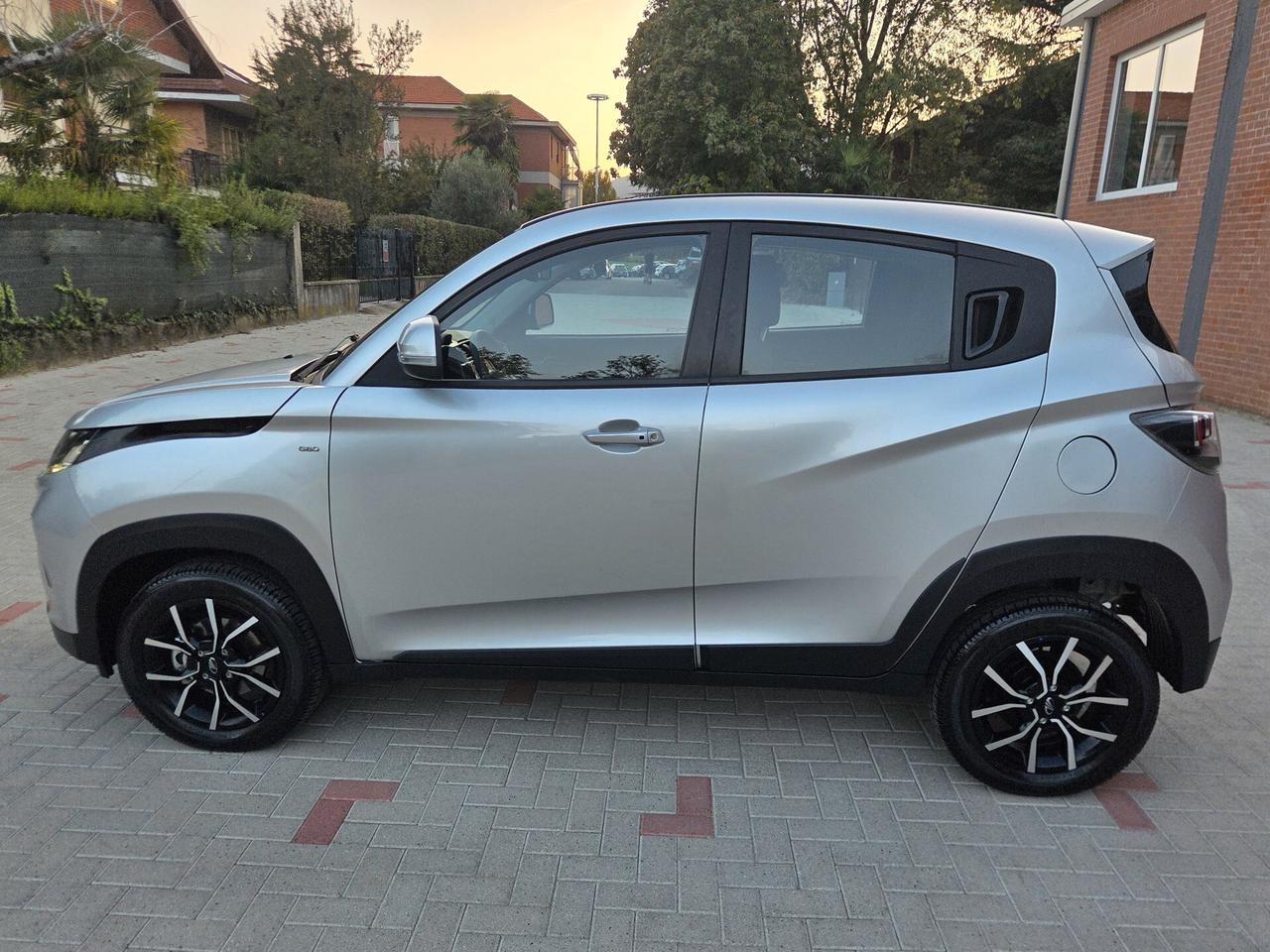 Mahindra KUV100 1.2 VVT 87cv M-Bifuel(GPL) K8