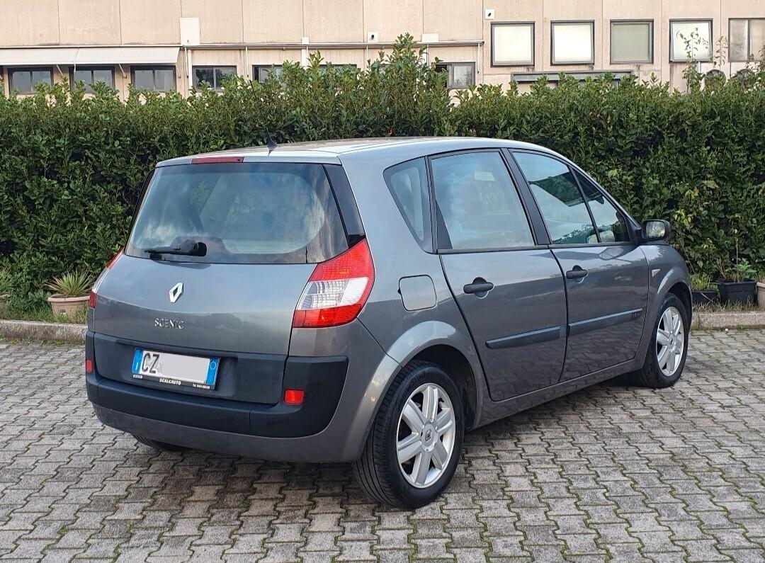 Renault Scénic 1.6 16V GPL Perfetta