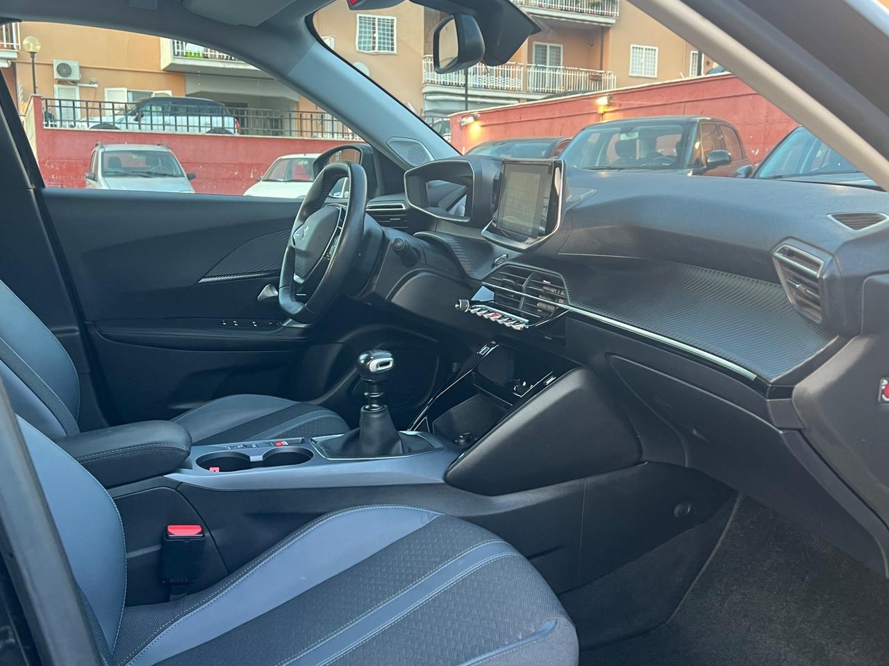 Peugeot 2008 PureTech 100 S&S Allure