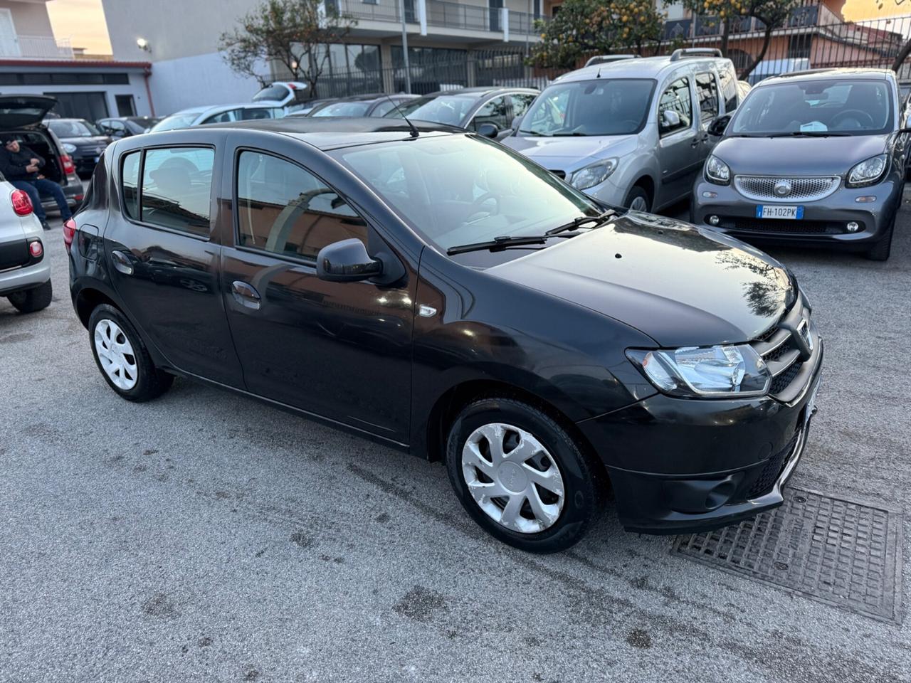 Dacia Sandero 1.2 GPL 75CV Lauréate G.TRAINO