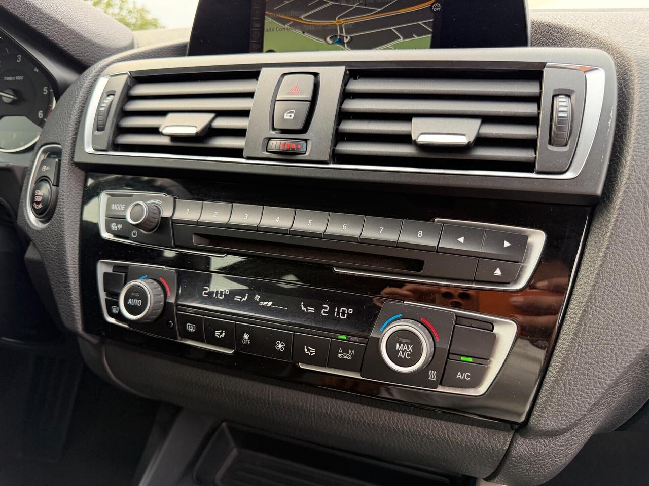 Bmw 118d 5p. 150cv Sport Auto*Navi*Led