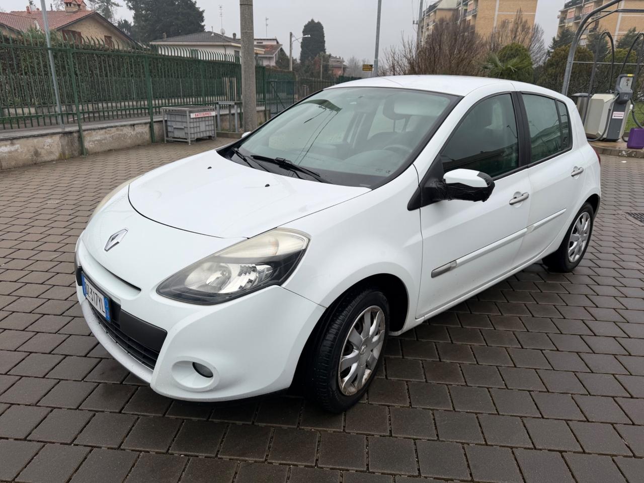Renault Clio 1.2 16V 5 porte Confort