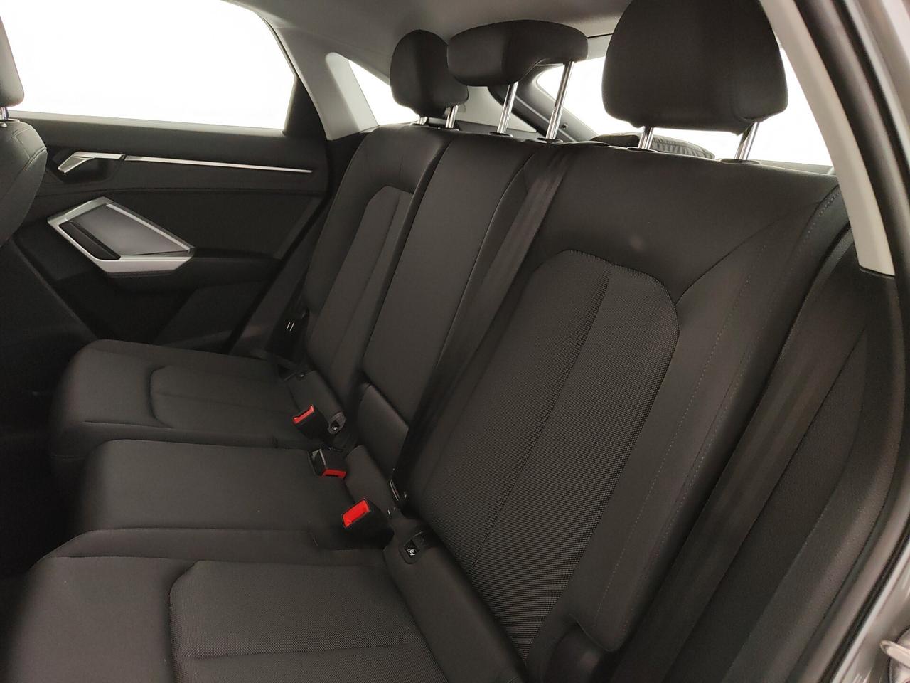 Audi Q3 SPB 35 TDI quattro S tronic Business Plus