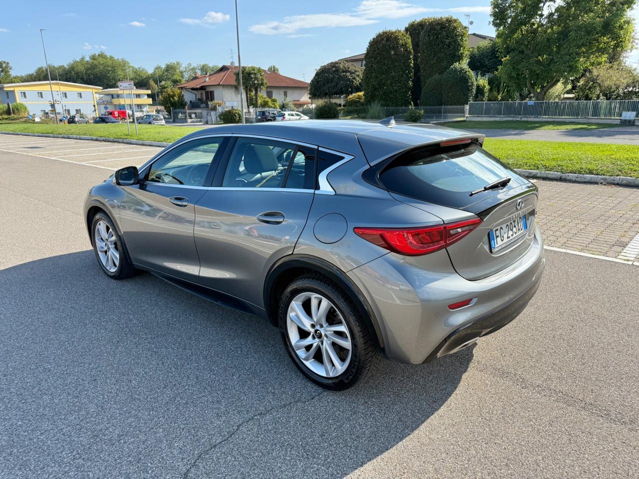 Infiniti Q30 1.5 diesel 109Cv DCT Automatik*Navi*Panorama