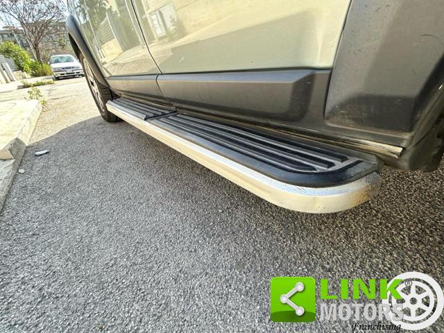 LAND ROVER Discovery 3 2.7 TDV6 HSE