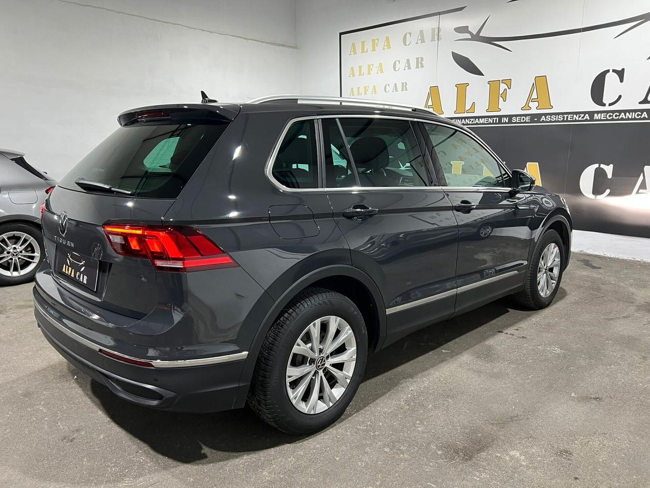 Volkswagen Tiguan 2.0 TDI 150 CV DSG Elegance 2021 PROMO NATALE