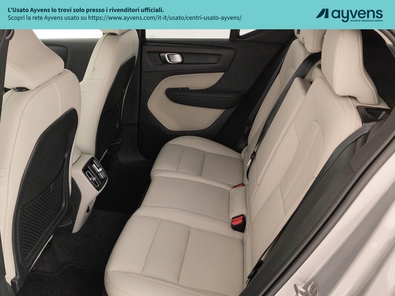 Volvo XC40 B3 automatico Plus Dark 163cv