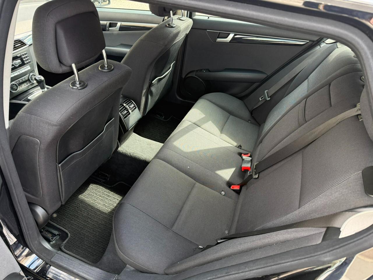 Mercedes-benz C 200 BlueEFFICIENCY Avantgarde