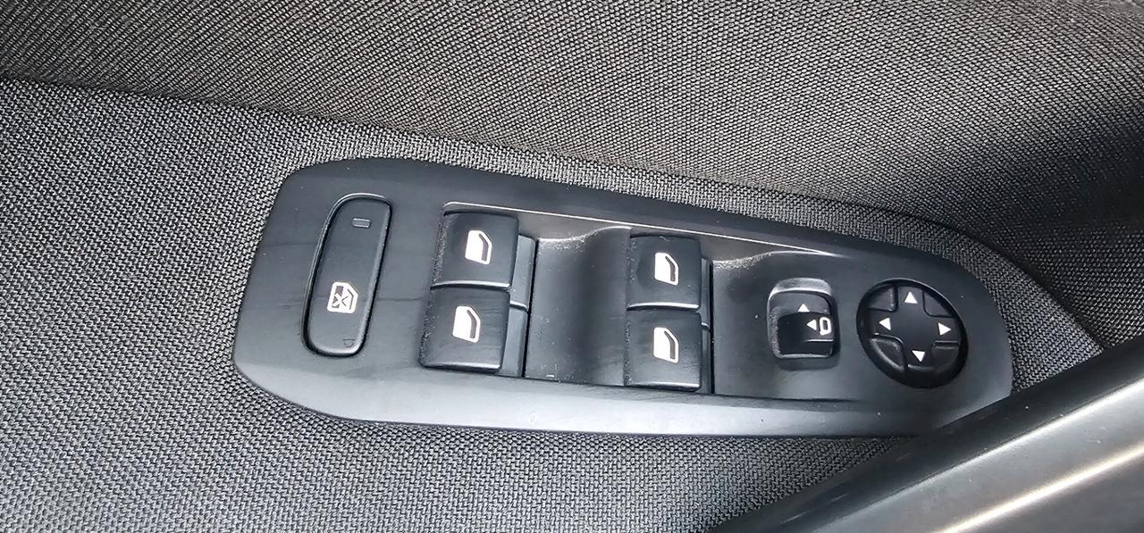 Peugeot 308 Blue HDi 130 SW Allure