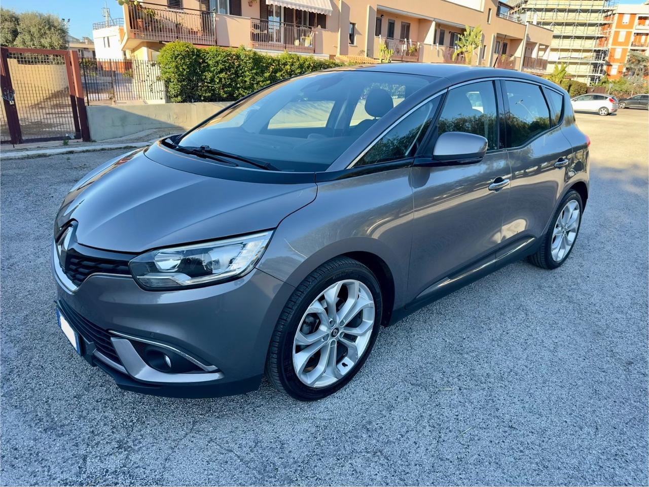 Renault Scenic Scénic dCi 8V 110 CV EDC Energy Intens
