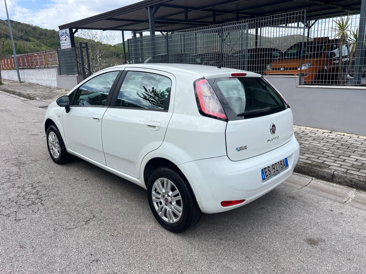 Fiat Punto 1.4 Metano Natural Power Lounge 2013