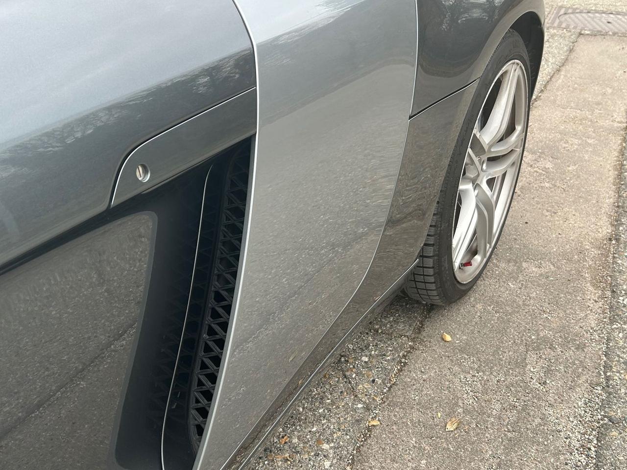 Audi R8 Plus 4.2 FSI #8771