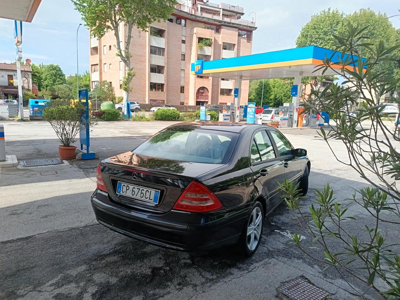 Mercedes-benz C 220 CDI 2004 ok neo patente