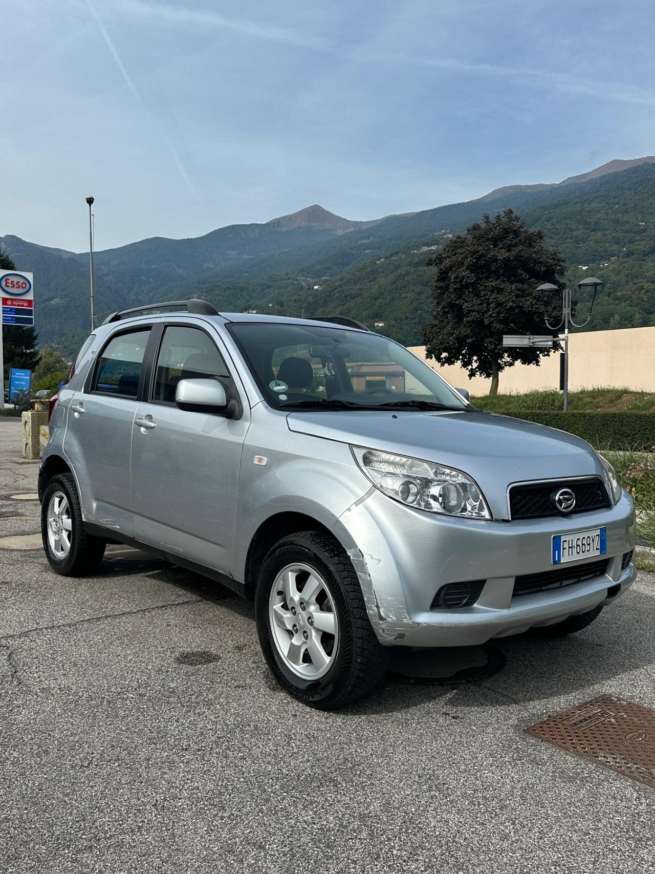 Daihatsu Terios 1.5 benzina 4x4